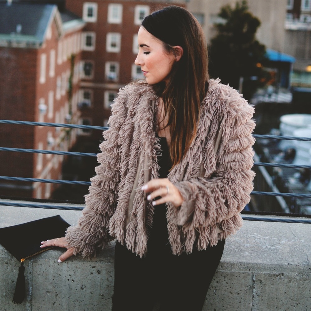 Fringe soft light coat